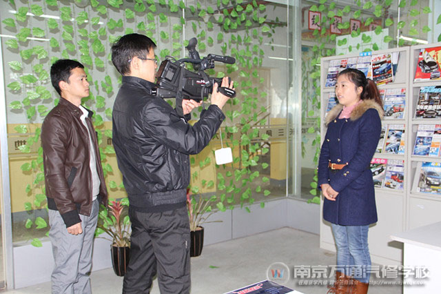 采访学校老师
