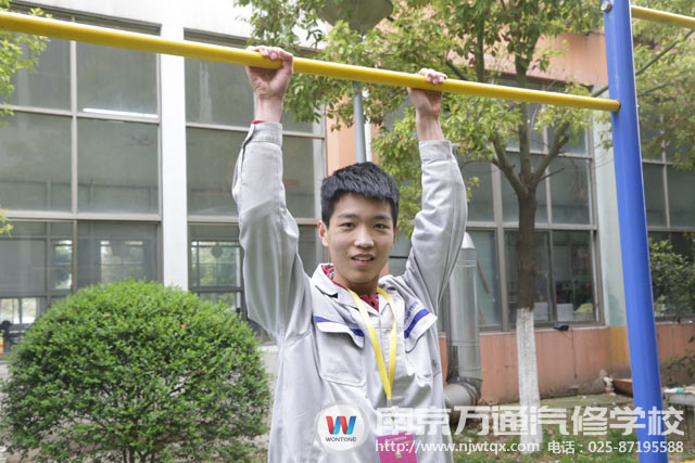 赵豪是个阳光的大男孩