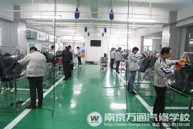 南京万通为学生提供大量实训动手机会