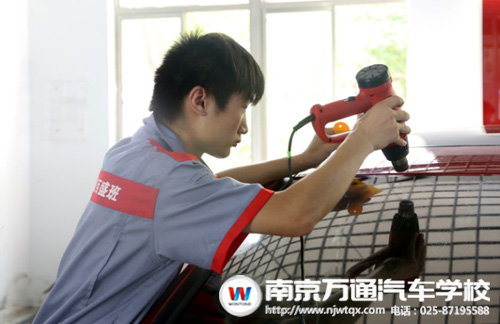 高中生学汽修怎么样
