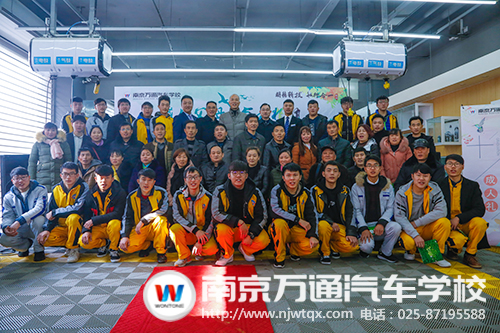 【感恩父母 与爱相随】十八岁的天空十八岁的梦