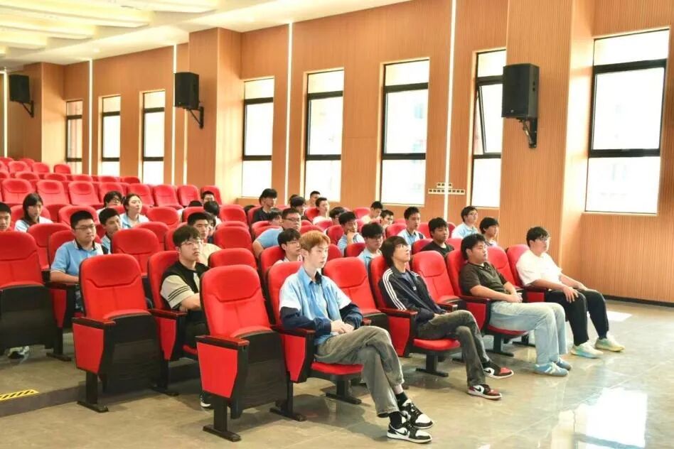 现场师生