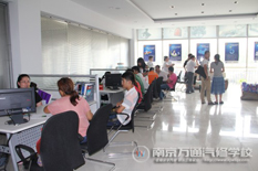 南京万通报名现场火爆